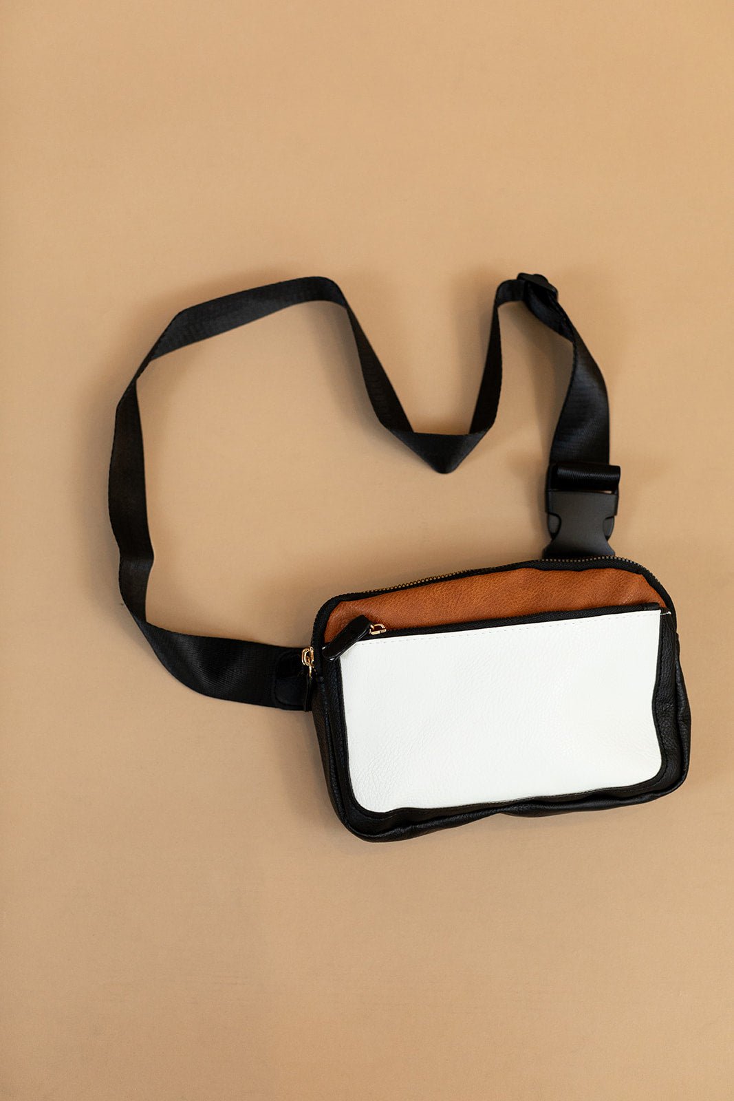 Color Block PU Leather Cross Bag (Black)