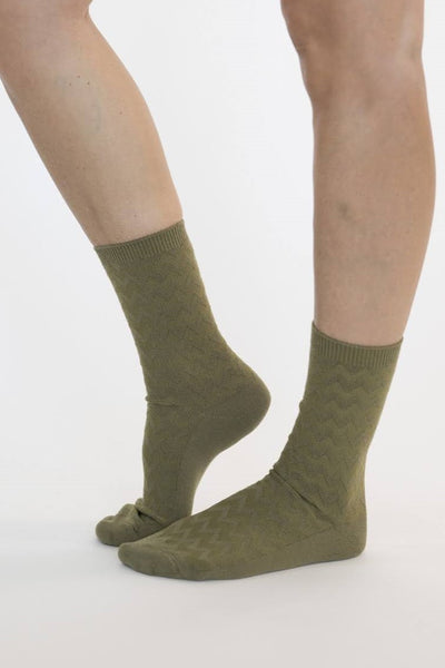 Zig Zag Socks in Moss