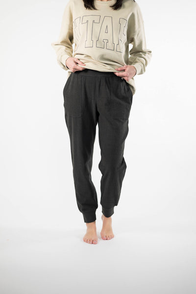 Crissy Jogger in Soft Black