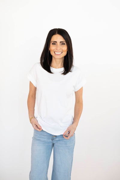 Lila Tee in White
