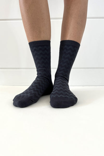 Zig Zag Socks in Navy