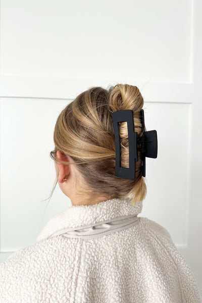 Black Rectangle Hair Claw Clip