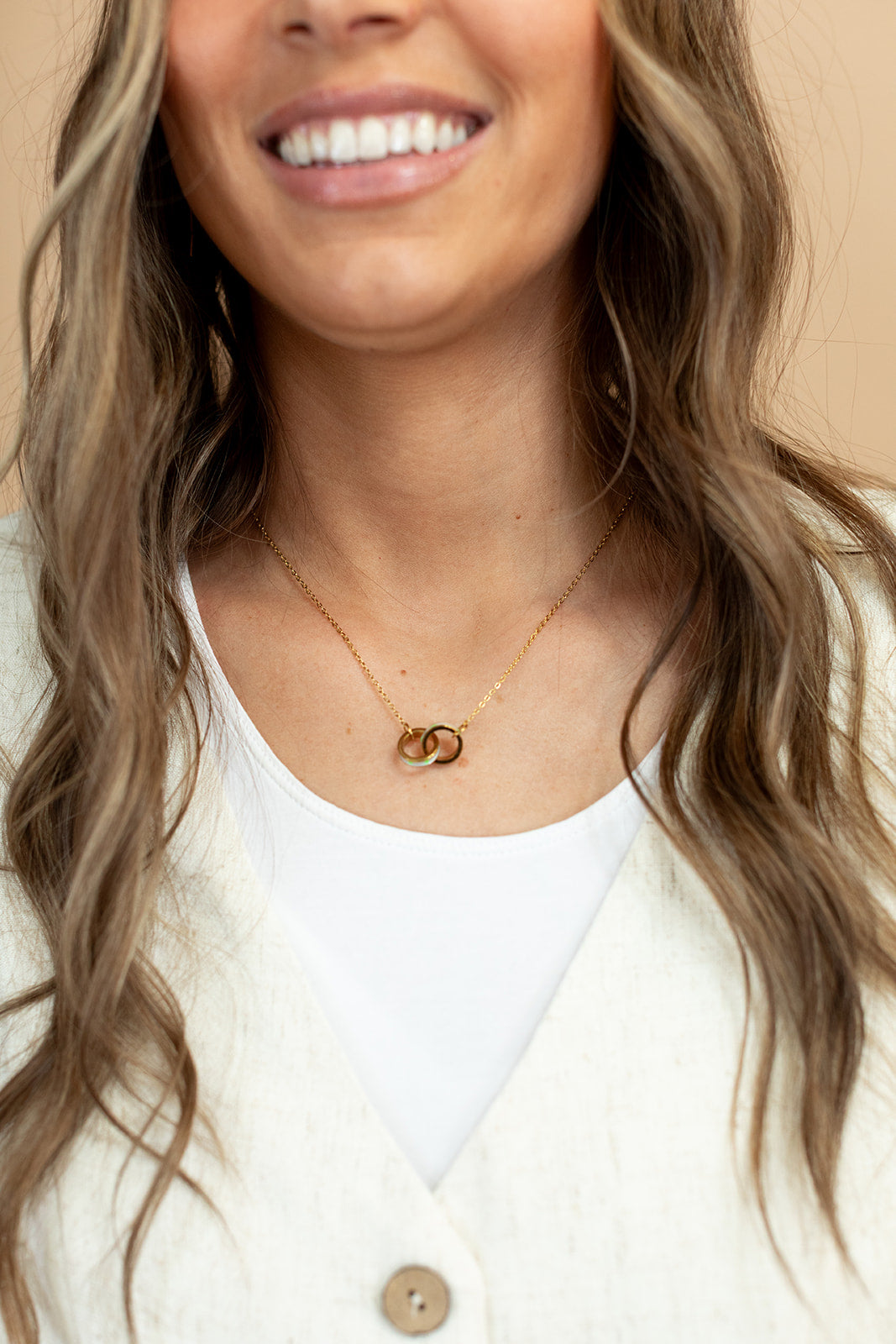 Chain Necklace with Opal Pendant