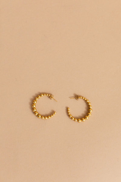 Circle Hoop Earrings In Gold