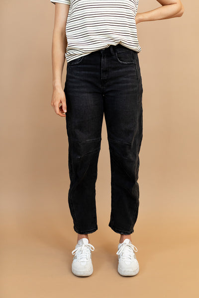 Brecken Barrel Jeans