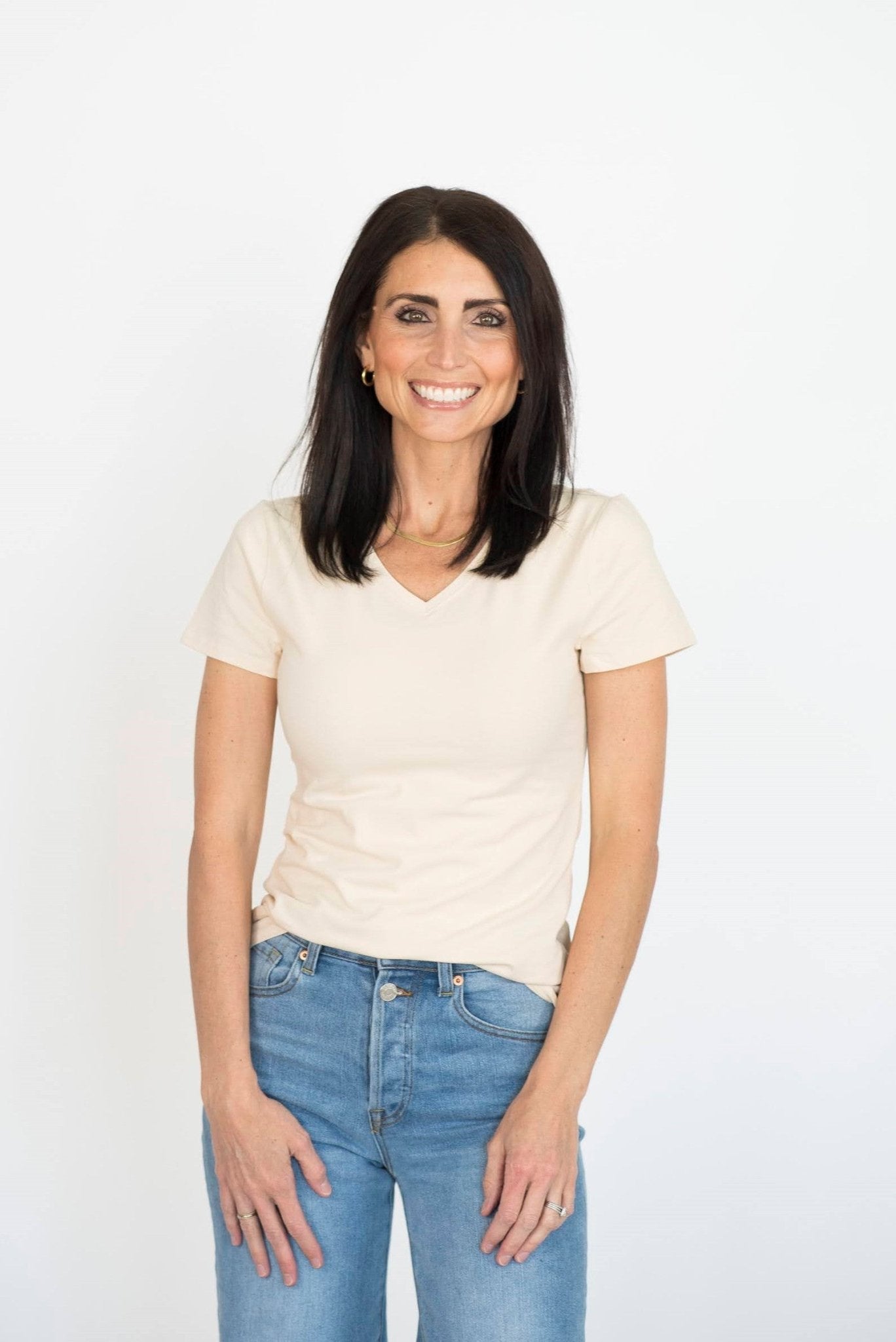 Terra V Neck Tee in Cream