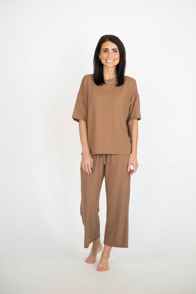 Sue Ribbed Lounge Set in Brown