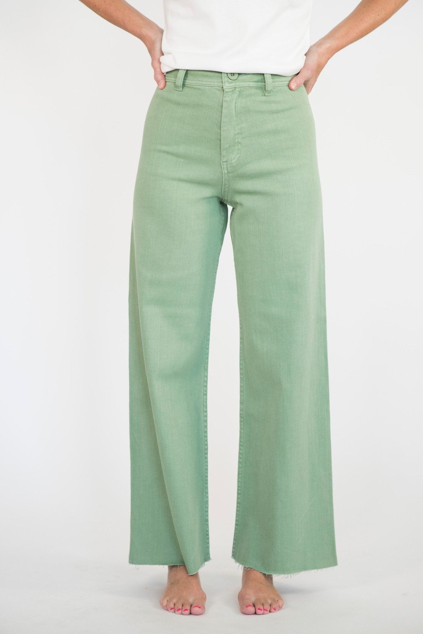 Julena Pants in Green