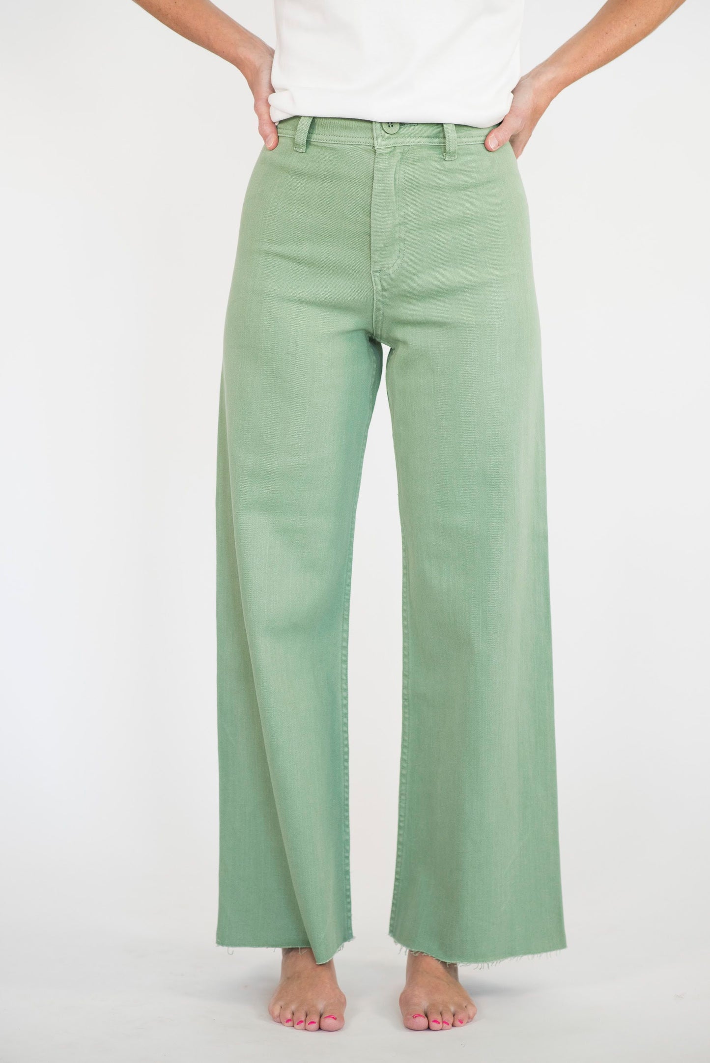 Julena Pants in Green