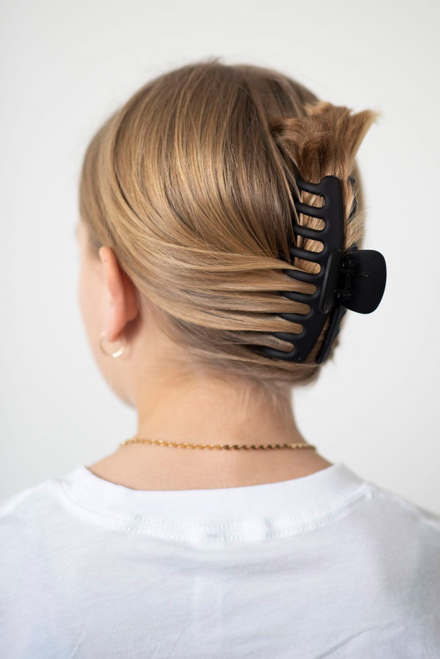 Matte Black Large Claw Clip