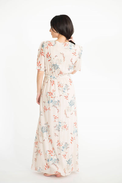 Kinslee Maxi in Ivory Floral